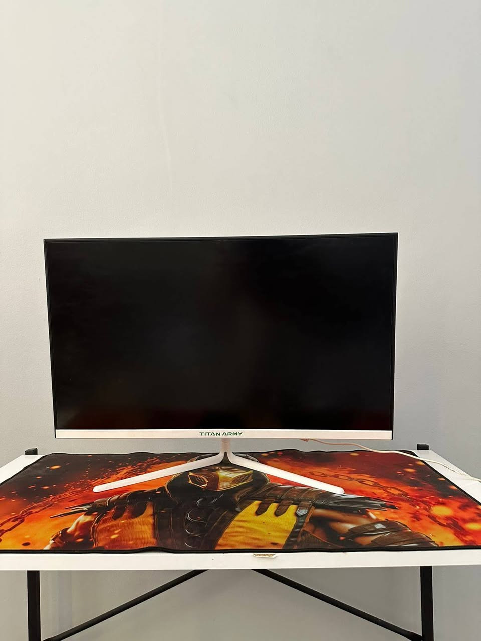 شباب السلام عليكم بي سي مستخدمه قليل كلش نظيفه مواصفاتها كرت شاشه 3050 الرامات 16 شاشه حجم 27 تو كي موس لوجوتك 52 كيبورد هم ماركه يو بي اس 1500 سماعاتها ماركه سعرها 700 دينار وهذا رقمي  ***********
