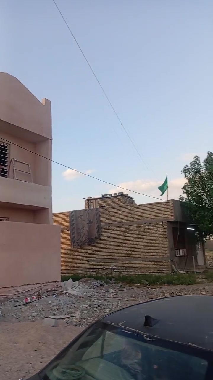 مشتمل للبيع ٥٠ متر طابقين بلوقف القادري*********** خلف المعارض جكوك مقابيل مرور الكاضميه *********** سعر ٤٠
