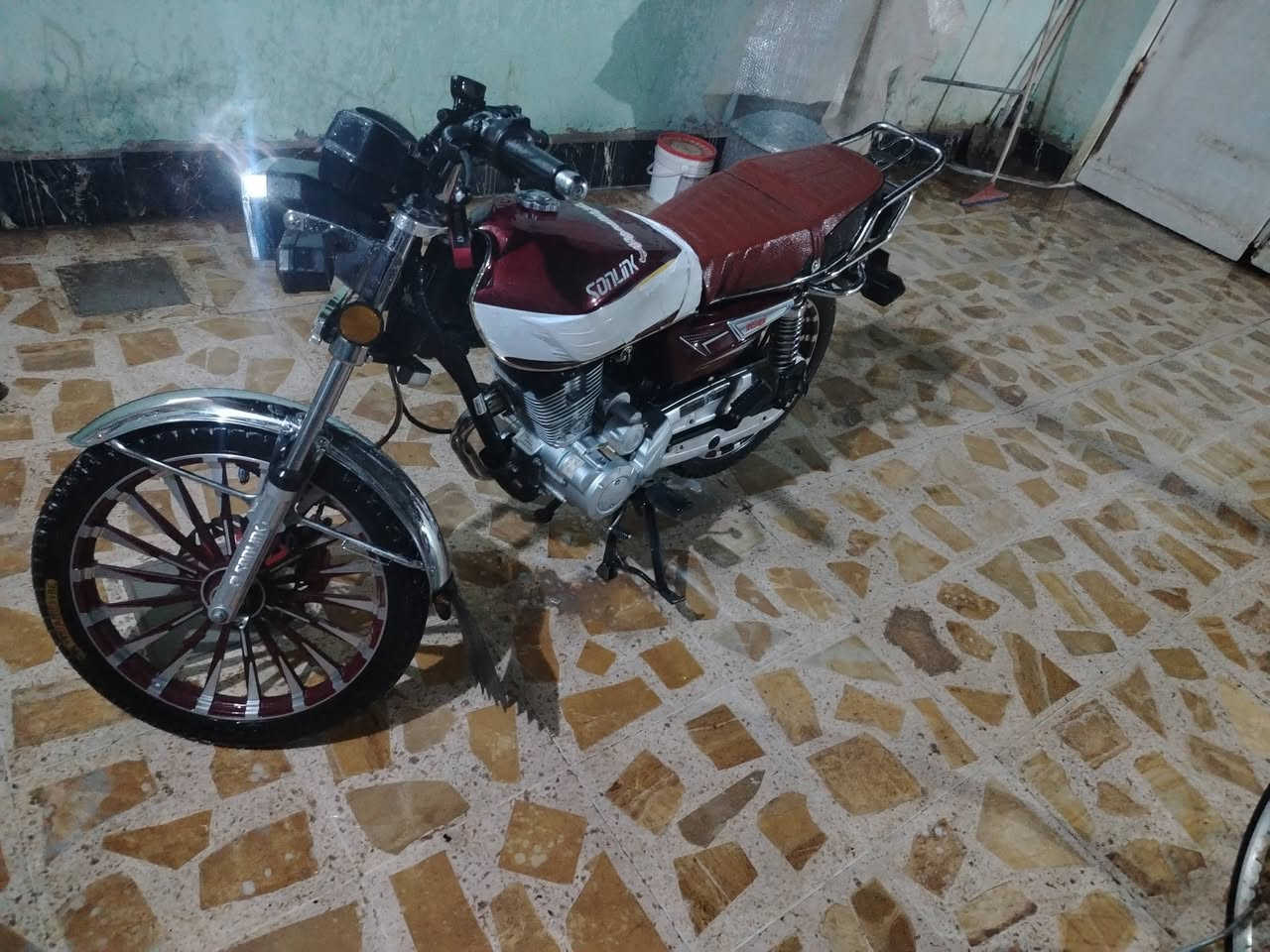 السلام عليكم  درجه 24 محدث 25 درجه كلهه شغاله منفيس موجود السعر مناسب مستعجل عل بيعته الرقم ***********
