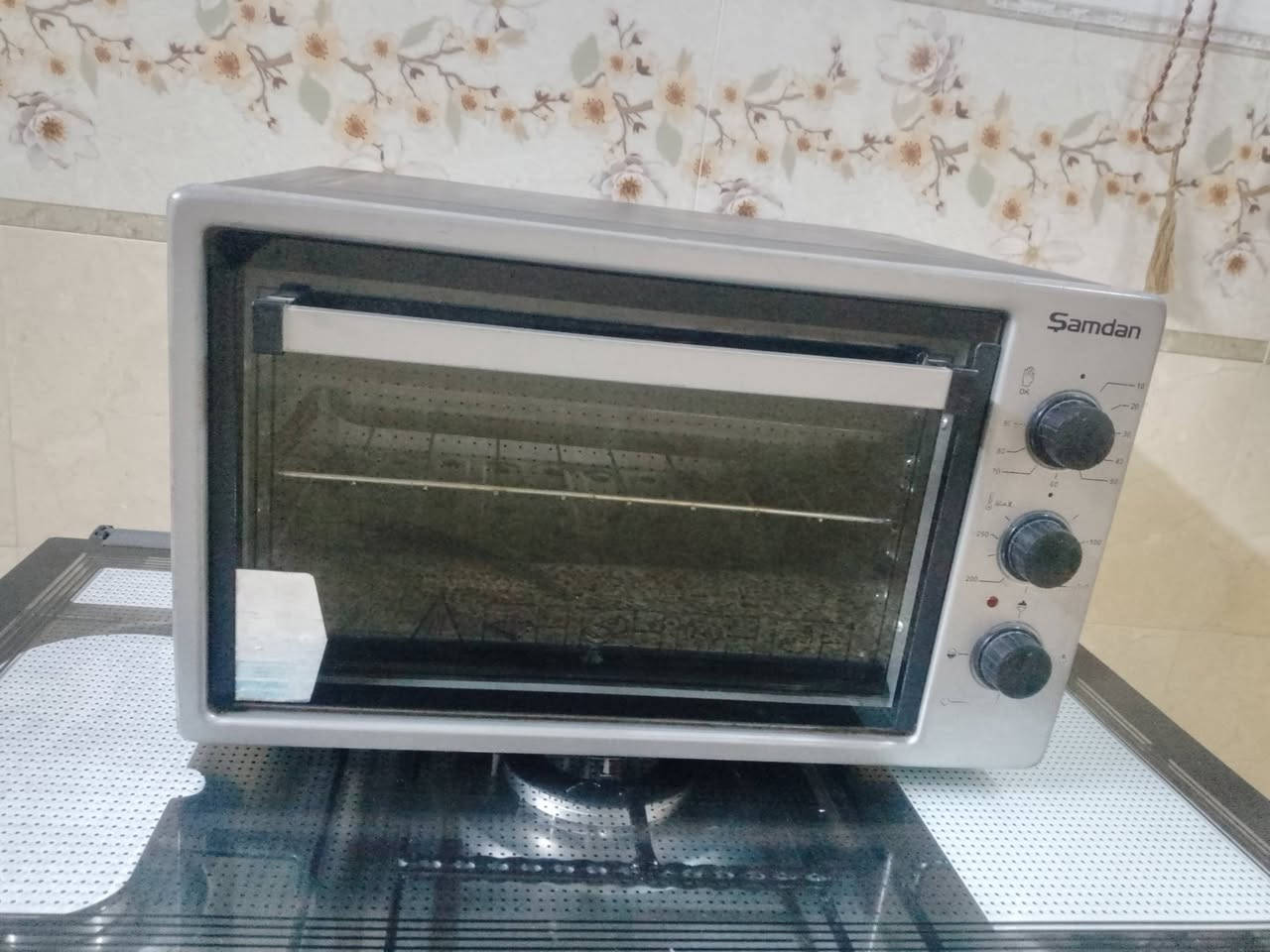 بيــع مستعجل
اوفن بالة امزون نوعية فول حجم كبير شرط مستخدم شهرين  السعر 45 الف  وبينو مجال بسيط العنوان موصل الأيسر حي سومر  ‏‪***********‬‏
