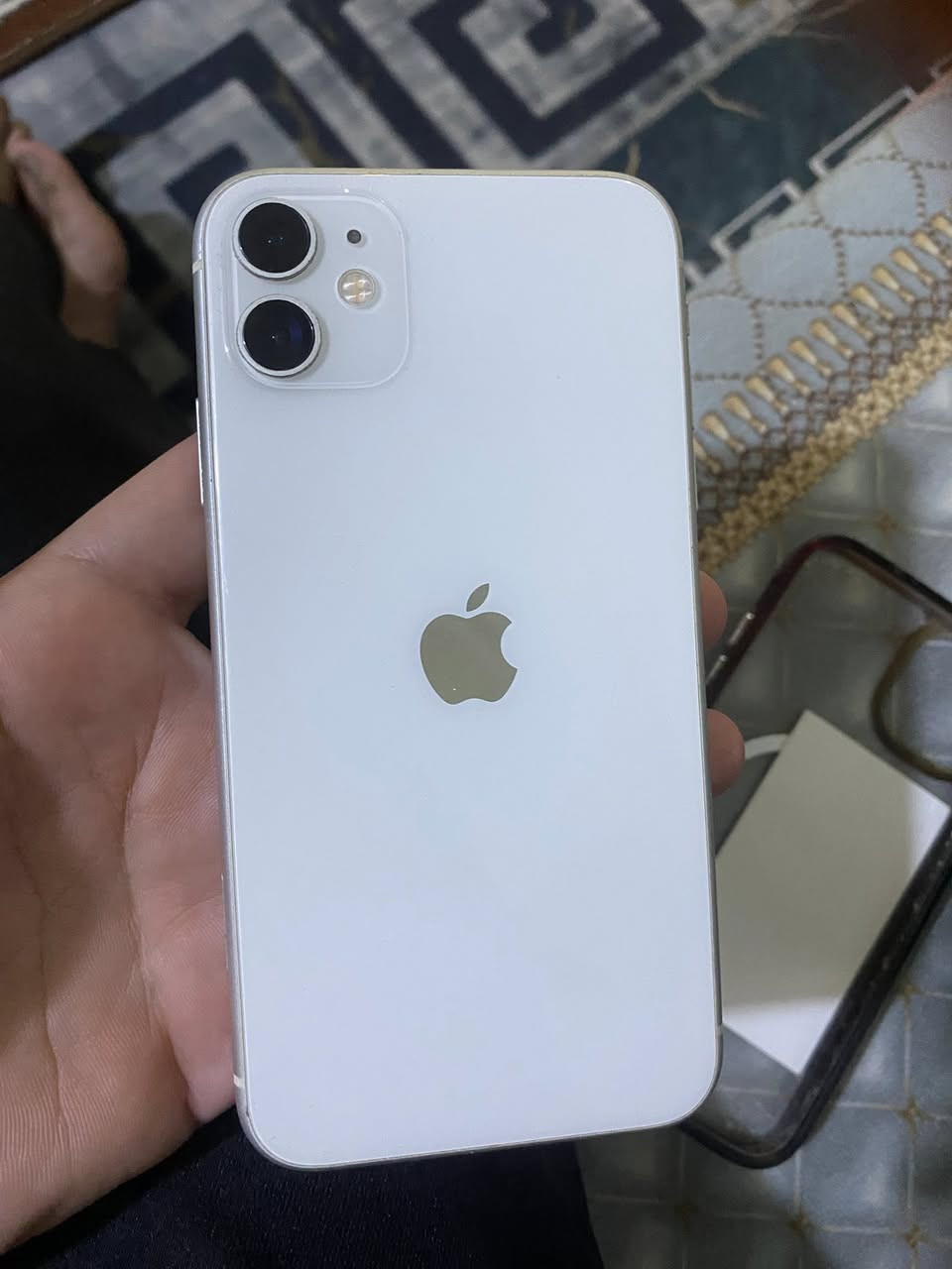 11عادي نضيف شخط مابيه بلادي مافتوح ابد ذاكره 128بطاريه 69 فقط الجهاز بيه هاذا الصفار بل شاشا لا مثر ولا بيه شيء مكفول واطي بيه ضمان السعر 175بيه مجال مكاني مدينت الصدر ***********
