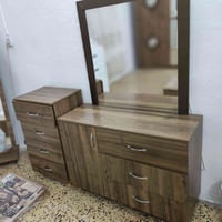 اغرفه تركي حلوه ومرتبه مثل ما موضح بالصوره للبيع والسعر 500 وبيها مجال...