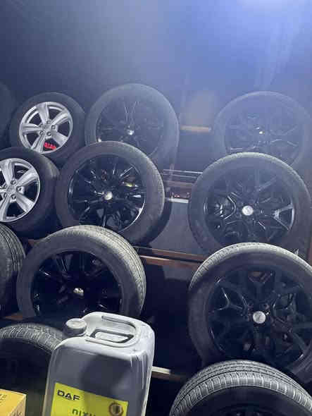 سلام عليكم شباب بخدمه طيبين بيع وشراء مراوس ويل كبات لحيم تعديل صبغ جميع الوياله حديد ويل كب حسب الحجم خدمات كامله فتح شد بلنص مجاني مكان بغداد الشعب مقابيل محكمه الشعب  خدمات محمد البهادلي  
جمعه فتح نشالله (متواجدين 24ساعه  )
***********@إشارة
