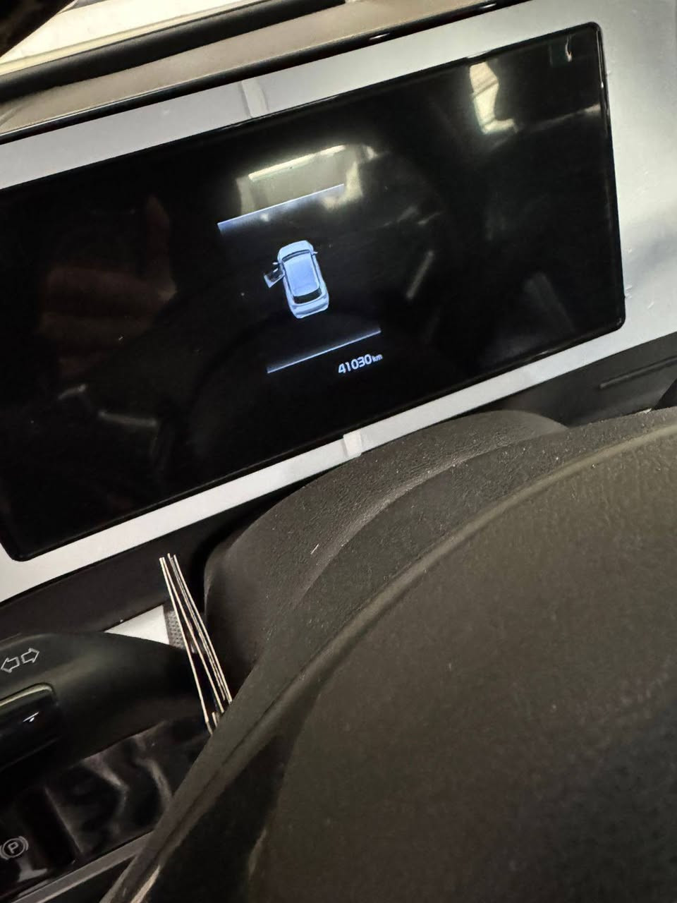 سلام عليكم 
كيا سبورتج2024 GT.Line فول اعلى مواصفات بالسبورتج
ماشيه 41
مواصفاته 
بانوراما  بصمة دخول ذكي ترحيب 
شاشه كبيرة تبريد لمس 
كشنات تدفئة وكهرباء وستيرن تدفئه 
كشنات جلد اسود مختوم GT.Line 
سياره بيه هواي مواصفات معروفه السبورتج 
سعره 240
ملاحظه الي ماشر عليها مو ضربه حصويه طافره عليها من شارع 
***********
***********
