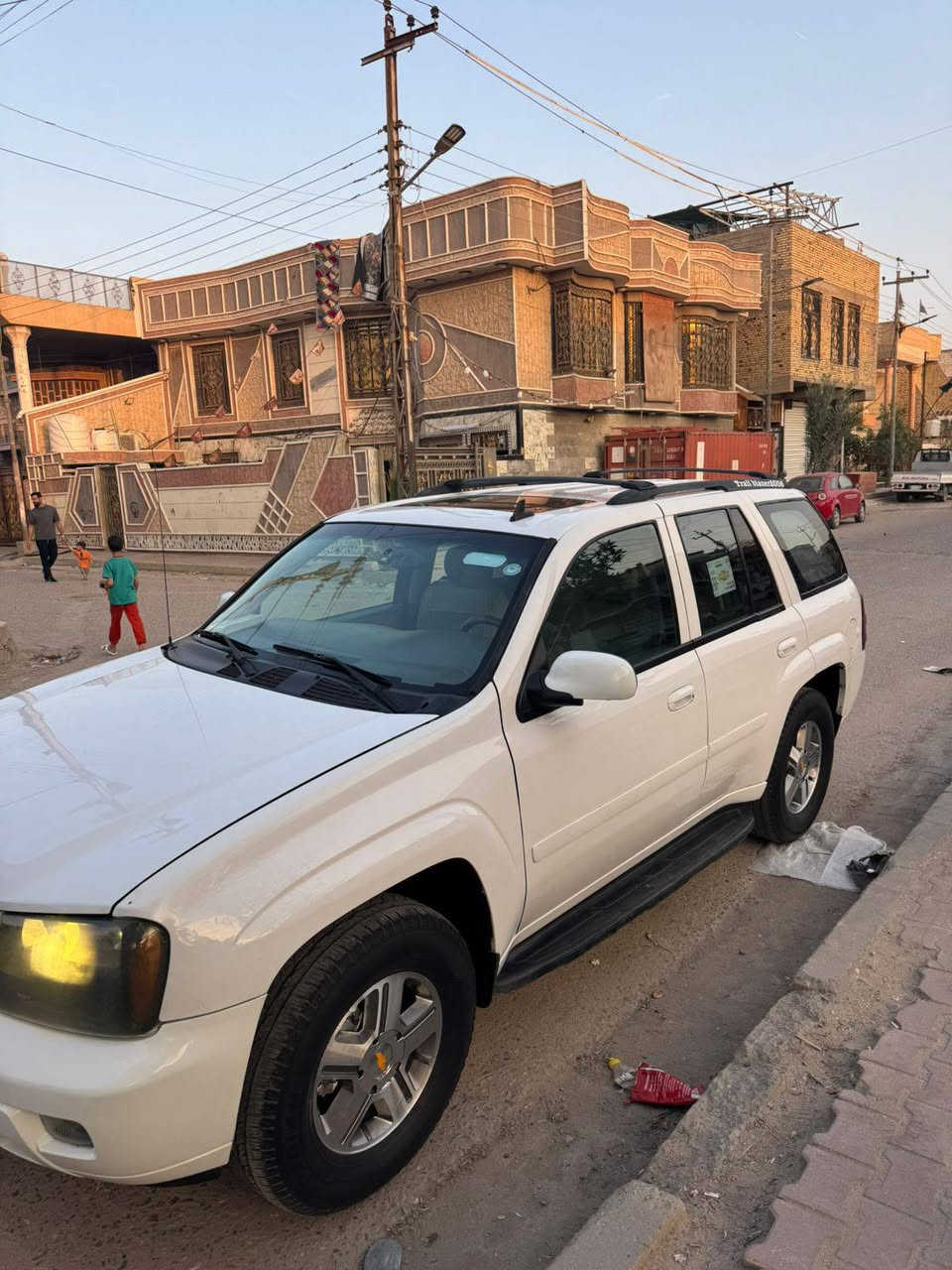 سلام عليكم بلايزر مديل 2006  فول موصفات LTZ رقم اربيل الدولي تريد تحويل وكاله تخم تاير حداديه تبريد  تتفى جاهزة مكفوله كير محرك بدي مكفوله من كلشي ماعده صبغ البنيد جماليه السعر 105 العنوان البصره رقم ***********
