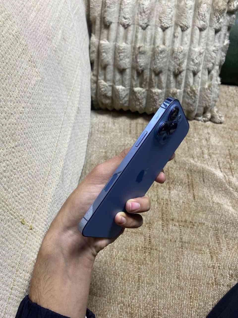 13بروماكس ذاكره 256 بطاريه 85 بلادي جهاز كفاله عامه ممبدل بي اي شي بعده بحاله الوكاله فقط نقطه بشاشه مماثره ابد مع ضمان عنواني بغداد العطيفيه سعر (425) قفل بدون اي عمله قفل للتواصل علرقم ***********
