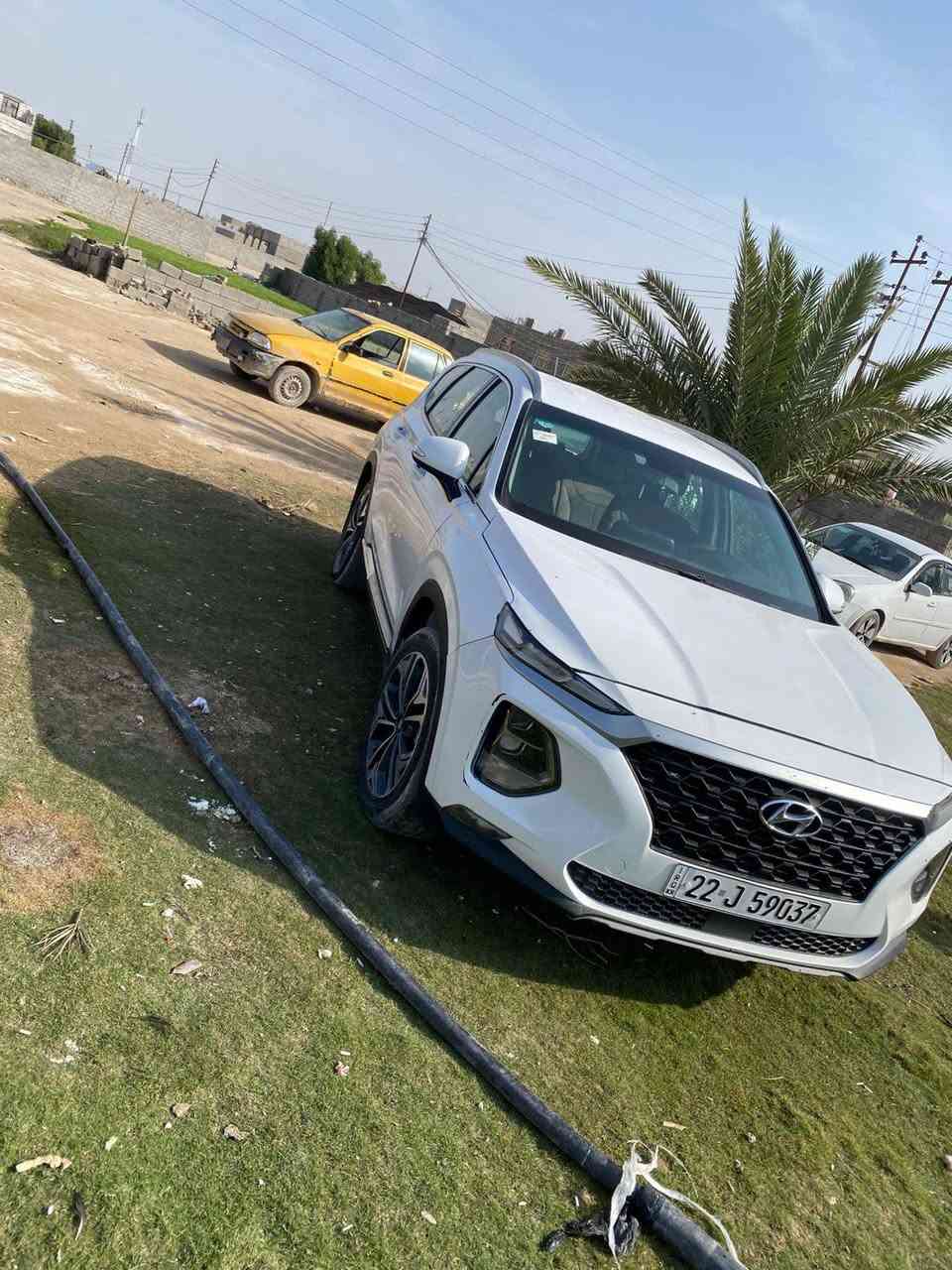 سنتافي للبيع سياره كفاله عداء 3 قطع تبديل بابين وجاملغ
مراوس بانترا اذا اكو 
مكينه 6 
7 راكب ماشيه 80 
رقم اربيل جديد
فول عدا الفتحه
***********
بصره الزبير السعر 190 بيه مجال
اخوان انه مكلف بالنشر
