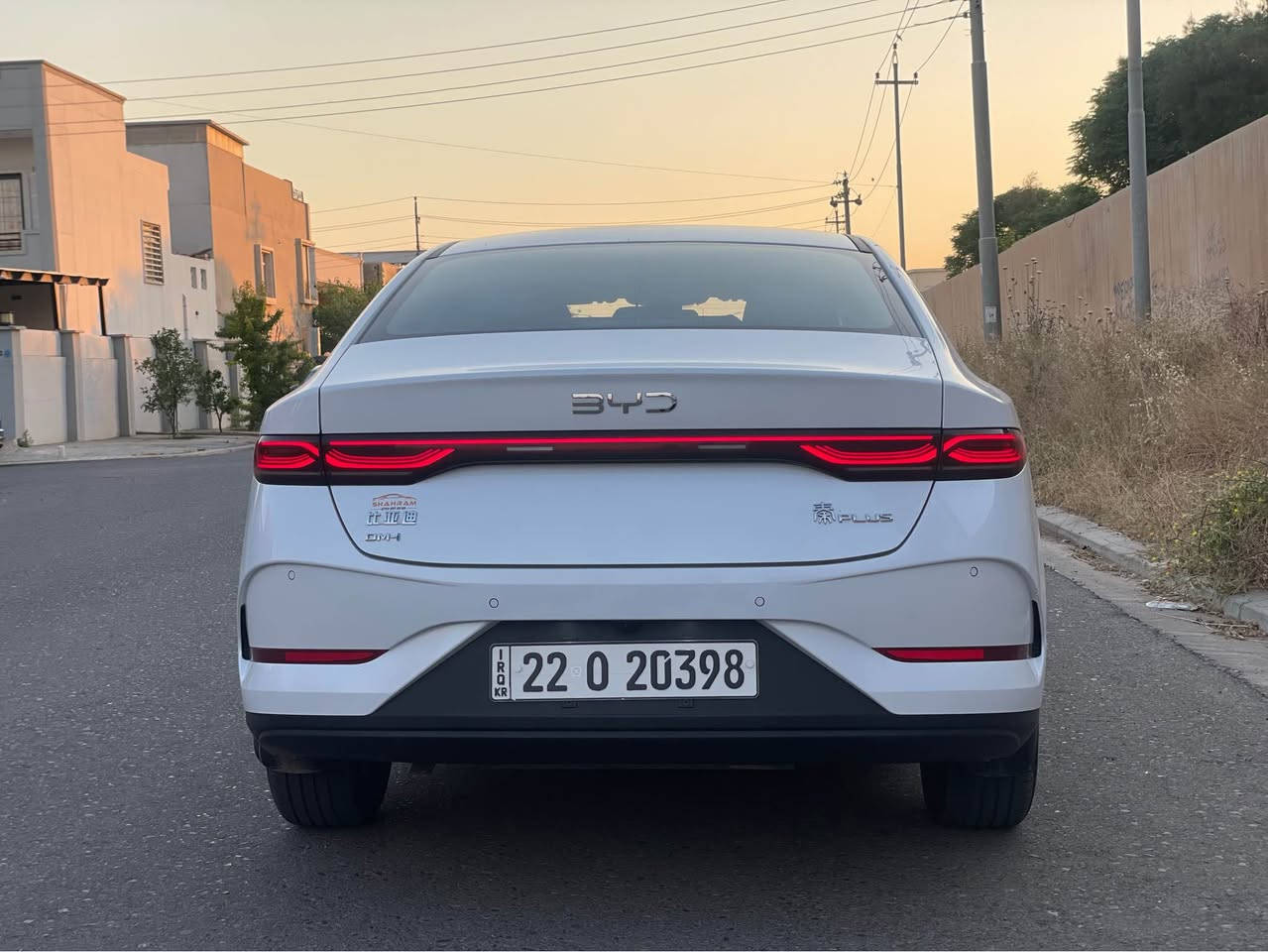 BYD qin plus  2025
‎هيج هيجي نیە 
‎سەیارەکە لەسەر دەقی شەریکە ماوە
‎ناو زەیتونی سەقف ڕەش
‎تەنها 21 هةزار ڕۆشتووە

‎نرخ : 126$ مجال
‎شوێن : هەولێر

0750-122-6666            whats app-viber أربيل, العراق
