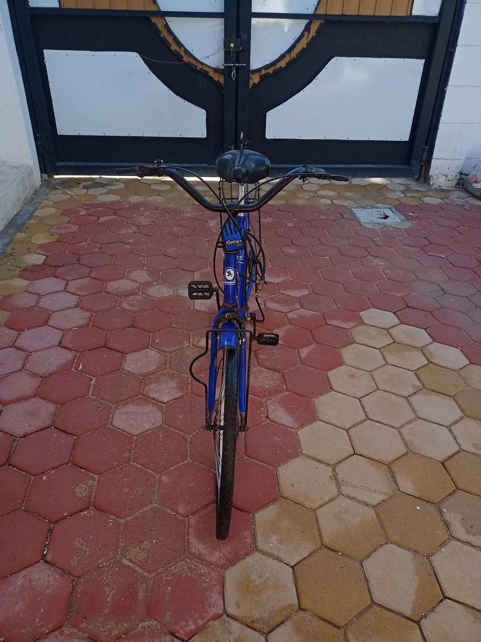 السلام عليكم بايسكل حجم 24 شغال بريك امامي بريك خلفي وا كشن جديد شغال كلشي مابيه سعره 50 وا بيه مجال متواجد فيس رقمي *********** مكاني كربلاء البوبيات
