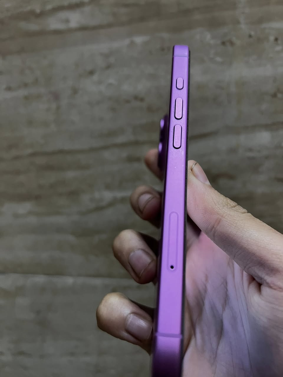 ايفون 16 عادي
ومعالج A18 اقوه معالج بالايفون جهاز جديد بالمعنى شخط مابي تجي تفحصه وين متريد وتر بروف وممبدل بي ايشي نموذج M باكيته كلشي بي شاشه وكفر 128 غيغا بطاريته 92 متوازي على بيعته 

ب 850 الف 
للتواصل فقط شراي *********** بي واتس
