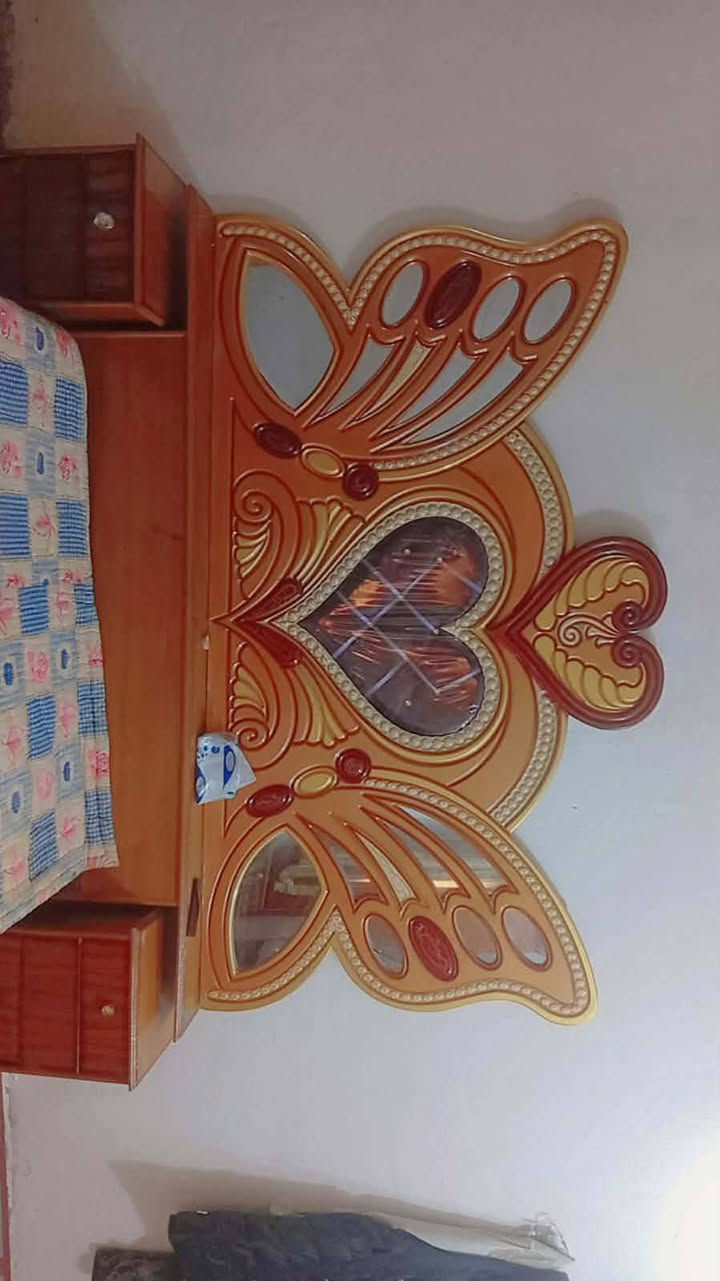 غرفه اخشاب نضيفه للبيع السعر 550 وبيهة مجال العنوان واسط شارع النفط


**إذا كنت صاحب هذا الإعلان وتريد حذفه لأي سبب، رجاءا أرسل رسالة إلى الدعم الفني**