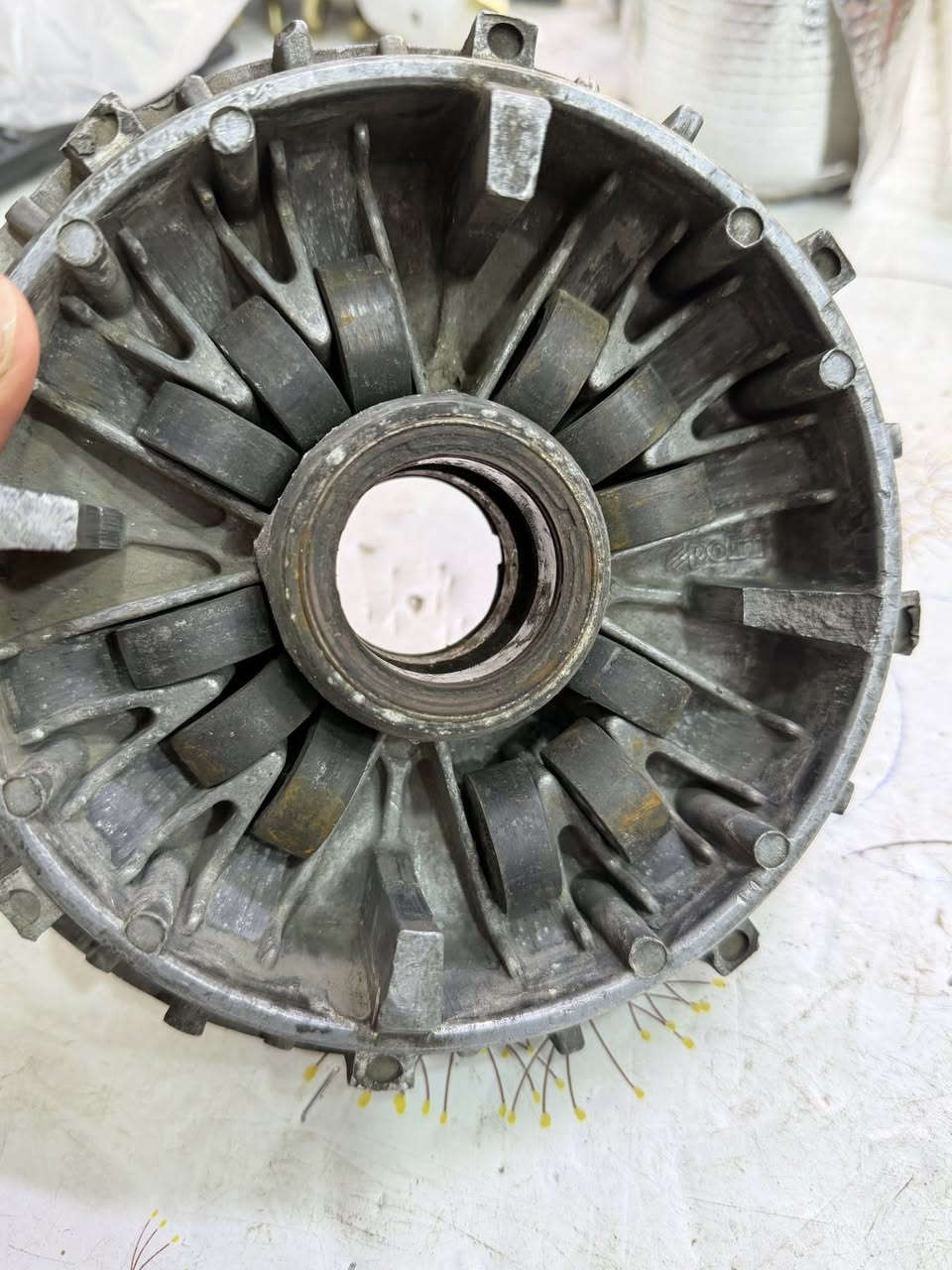 ‏سلام عليكم إخوان كلج  بليني  12 خرزة للبيع
250 وبي مجال.  الراغب بل شراء الاتصال ***********. كلج جيل قديم مو هذني الجدد
