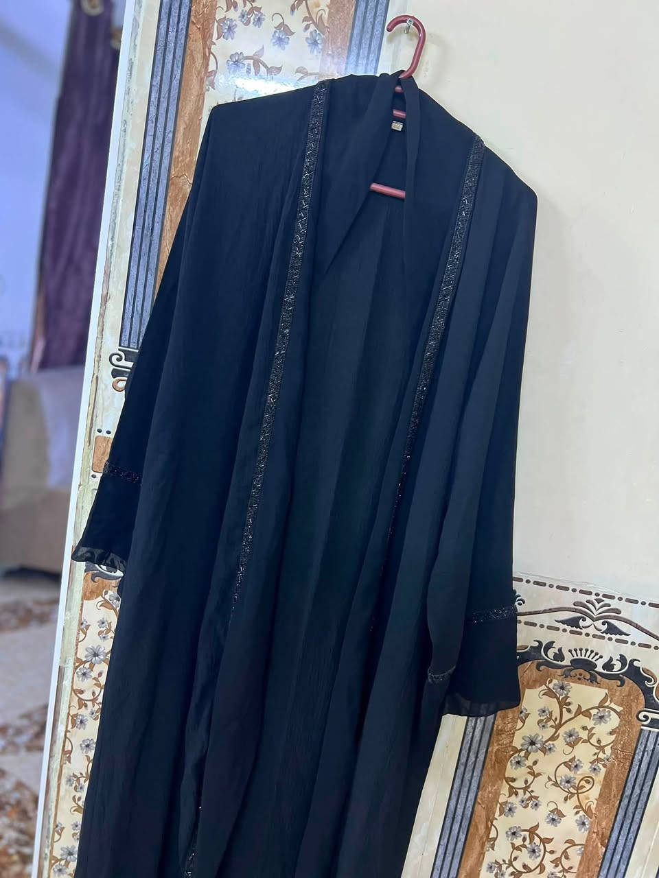 عبايات نسائية فخمة خليجي كوالتي با 10 الف فقط عنوان كركوك قضاء الدبس للحجز وتساب ***********
