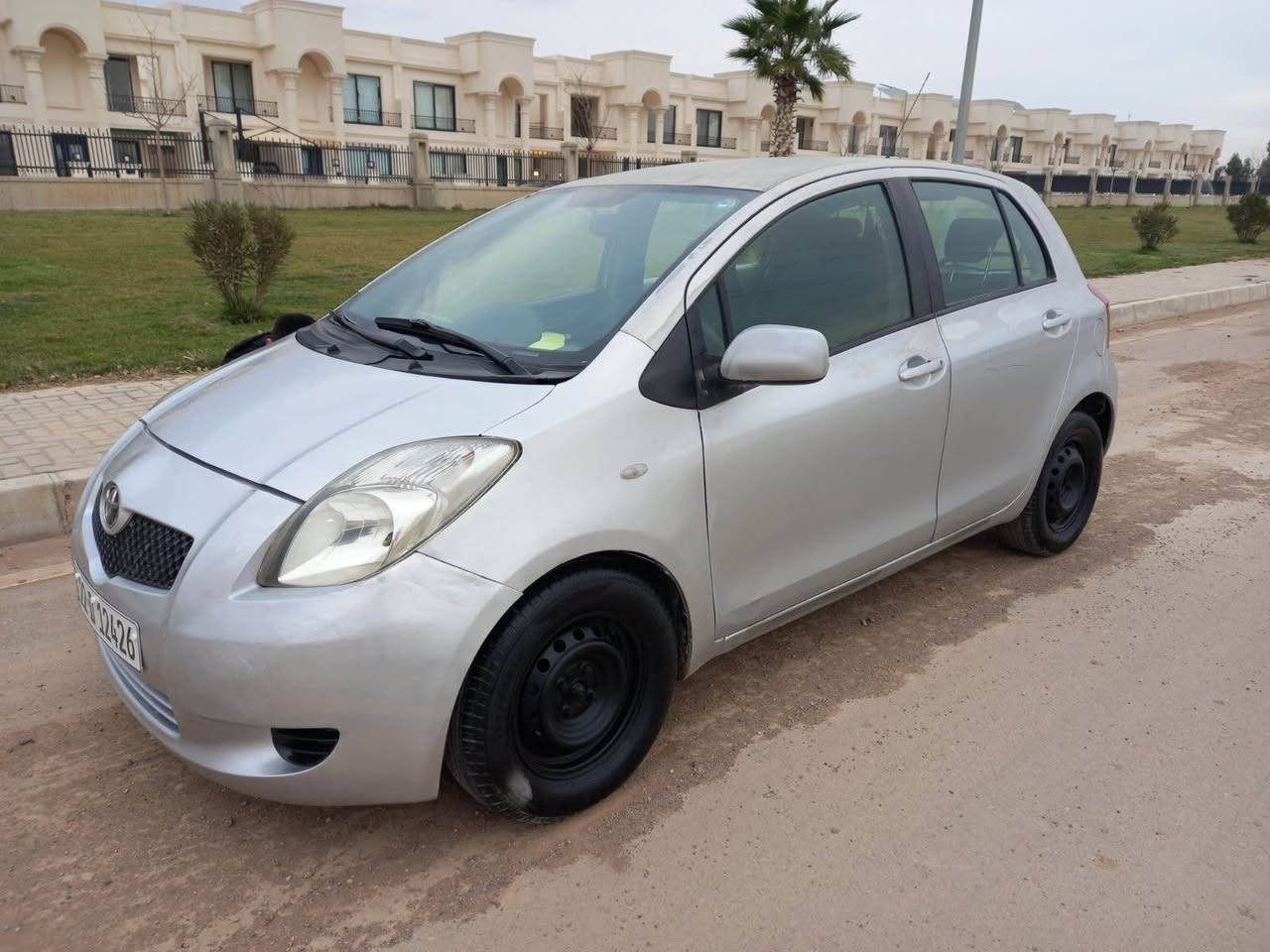 ***********
***********
تۆیۆتا یارس2007 خلیجیی گێر ێۆتۆماتیک ژینگەو سەنەوی تا 2031 نوێیە هەزەی نوێیە بە ناوی خۆمە 2 پارچەی سبوغە  بێ داخلی پێش و پشتی کەپسە گێر و مەکینەو تەبرید تەقەو رەقەی بەشەرتە یەک دینار مەسرەفی تێدا نییە  سعر 73 مەجال أربيل, العراق
