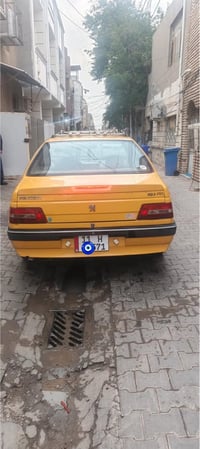 بيجو اكد مودي2015سياره جاهزه وكامله وخير من الله مناقصهه شي  كير ومحرك...