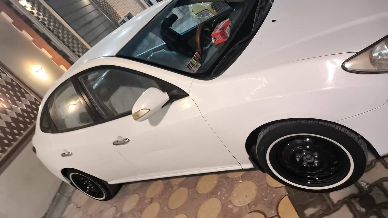 سلام عليكم لنتره مديل10 كير مكينه بل جيس سياره تبريد ثلج حداديه جديده بيه صندوك صبغ وشويه من لباب اني ابيع ٤ قطع صبغ سعر 100وبيه مجال ***********
