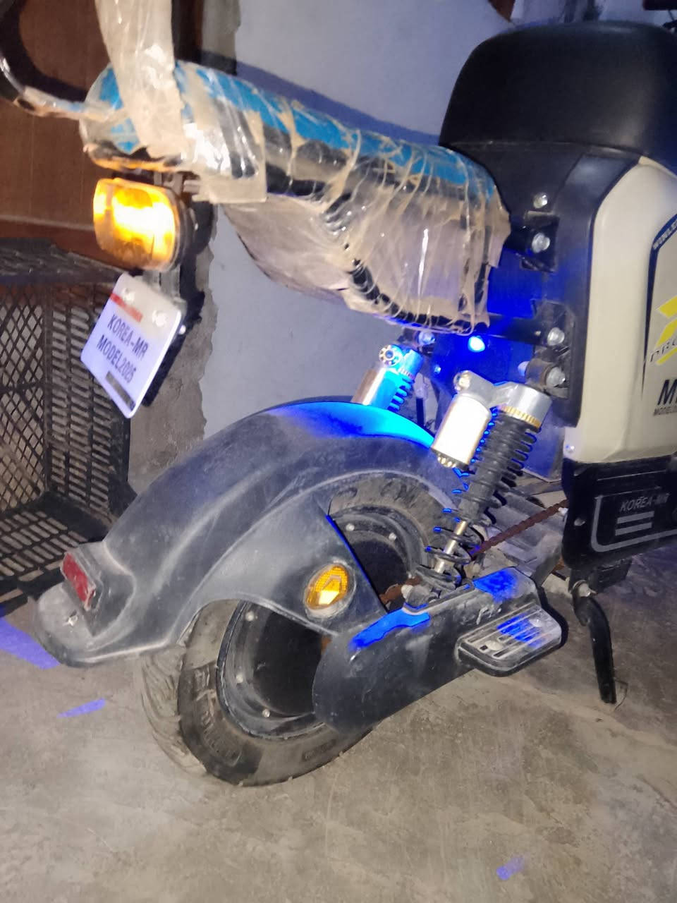 السلام عليكم  R9
للبيع ما بي ال عيب بس بطاريات هابطه 
السعر 350قفل  
كركوك


**إذا كنت صاحب هذا الإعلان وتريد حذفه لأي سبب، رجاءا أرسل رسالة إلى الدعم الفني**