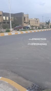 خلف المعارض • ٣٠٠م • واجه ١٠