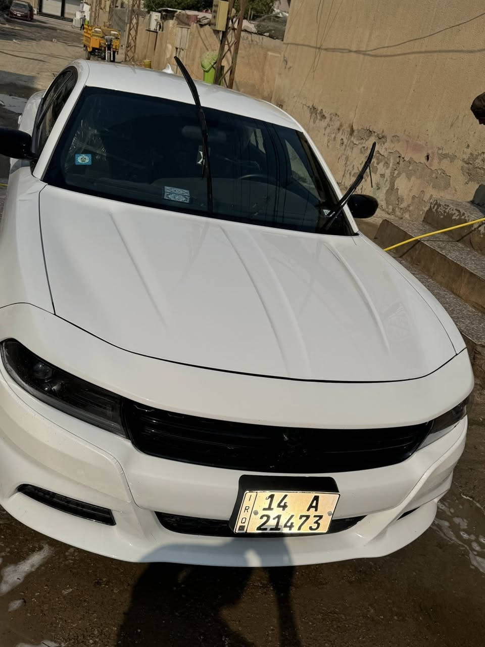 سلام عليكم سياره جارجر موديل 2023 اصل حادثها جاملغ وبنيد الجاملغ راجع بارد ولاقطره صبغ السياره ماشيه 12mi يعني زيرو حادثها موجود وسونار موجود السياره باسمي تحويل ثاني يوم السعر 240 والاستفسار ***********♥️.
