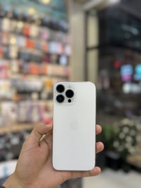 ايفون ١٣ برو ماكس • ٢٥٦ • مكفول