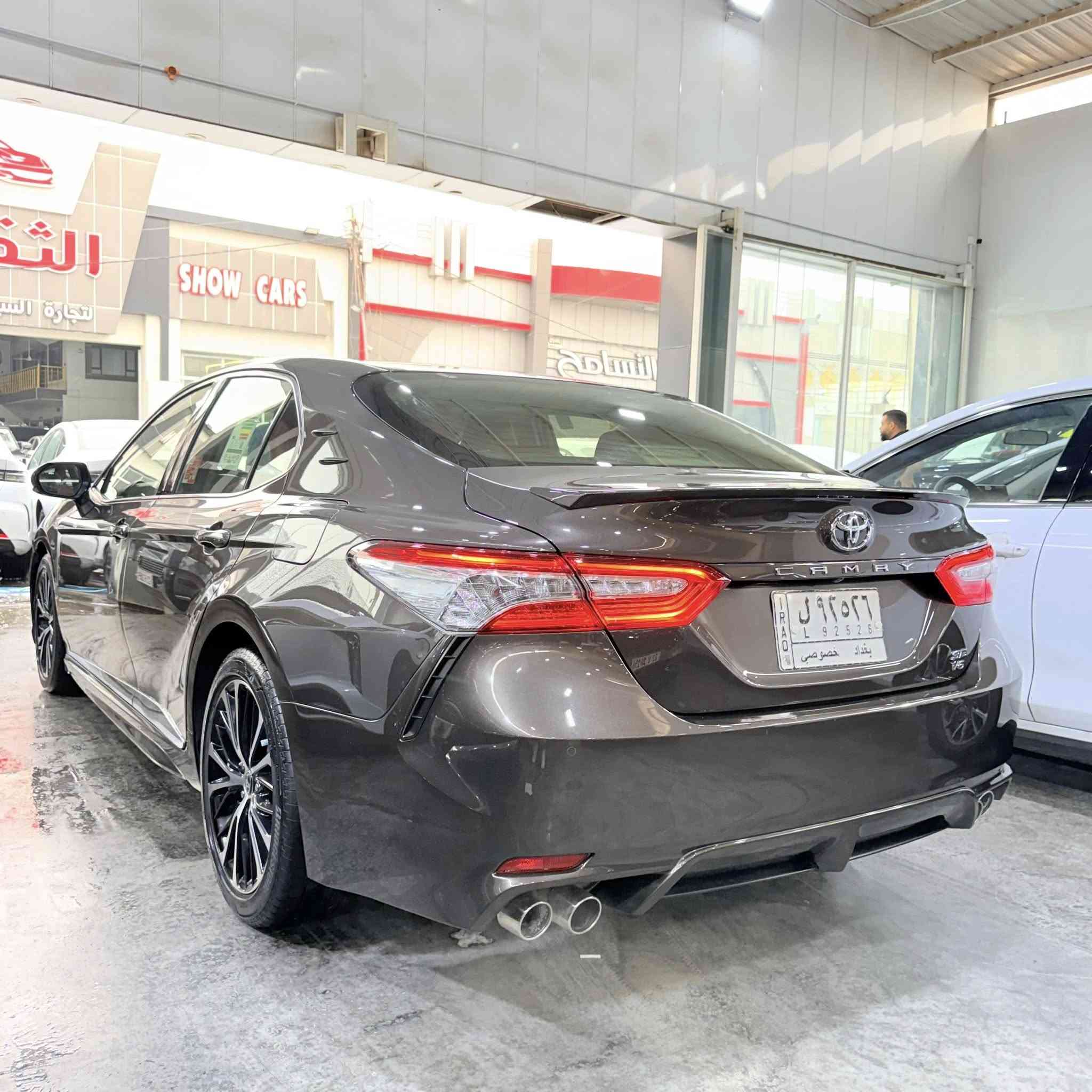 السلام عليكم
كامري SE

موديل 2020

خليجي مكفوله

محرك 6سلندر 

ماشيه 40الف

رقم بغداد 

كراسي  كهرباء 

مكان السياره بغداد معارض البياع 

السعر

***********
