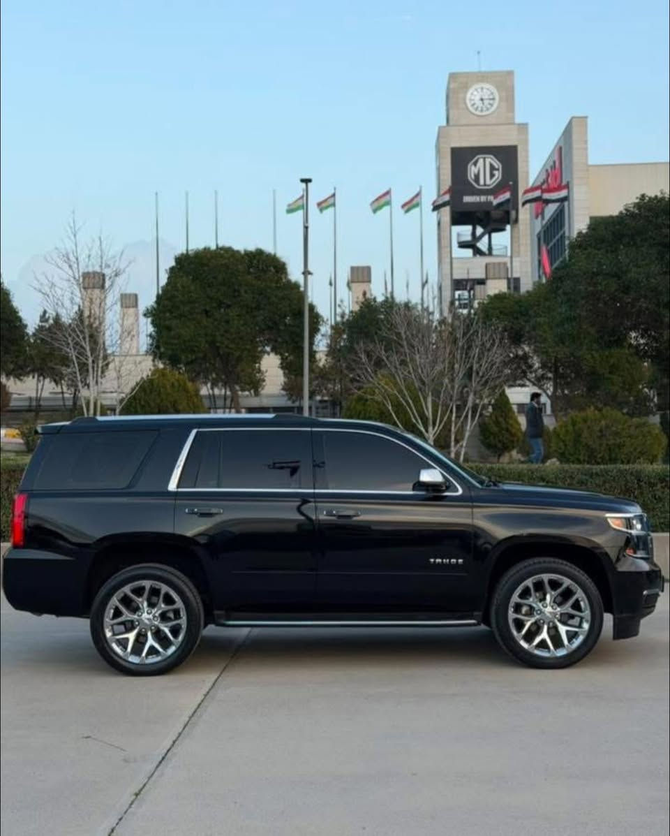 تاهو برايمر 2019 خليجي وكالة المنصور فول
بصمة وتشغيل عن بعد
فتحة سلايت
مقاعد جلد 
مقاعد تبريد وتدفئة
كيج اللكتروني دجتل 
استيرن كهرباء وتدفئة
ويل كب 22 بريمير
ثلاجة 
داتا شوو كبير 
شاشة كبيرة وكاميرة
شاشة تلفزون وسطي
جنطة شفط كهرباء
سبعة راكب 
قاصة سرية 
تبريد مركزي
شاحن هاتف لاسلكي
رادار 360 درجة
حساسات امامي وخلفي
تحديد مسار 
نقط عمياء
فورويل 4X4
لدات امامي وخلفي
مري كهرباء + اشاير بالمري
لايتات زنون وكشاف زنون
باقي مواصفات البريمير متخلص فول الفول السيارة

السيارة كفالة عامة من بارد وصبغ وكير ومكينة كلها بالشرط
ماشية 80 الف كيلو حقيقي جديد السيارة على وضع شركة
رقم وهزة وسنوية كلها جديد باسمي
سعر : 425 $ وماكو هيج سعر بكل السوك 
*********** / اربيل
