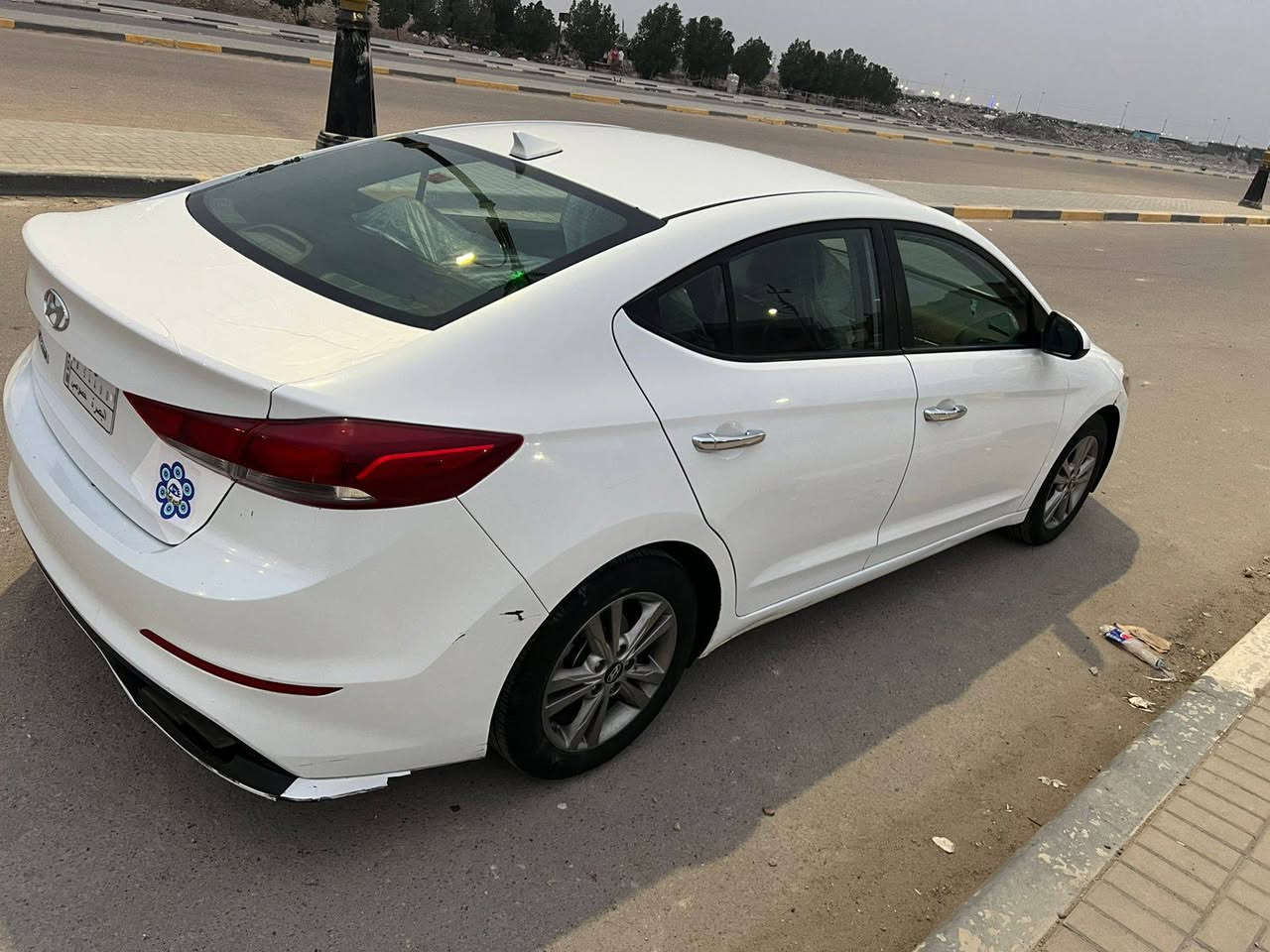 النتره 2018  معوقين خلصت وصارت حره وراعيه يريد تحويل السياره بيه بنيد مبدل وبيه رشات صبق بدون ضربه مكان السياره بصره السياره جاهزه من كلشي السعر 108 ***********
