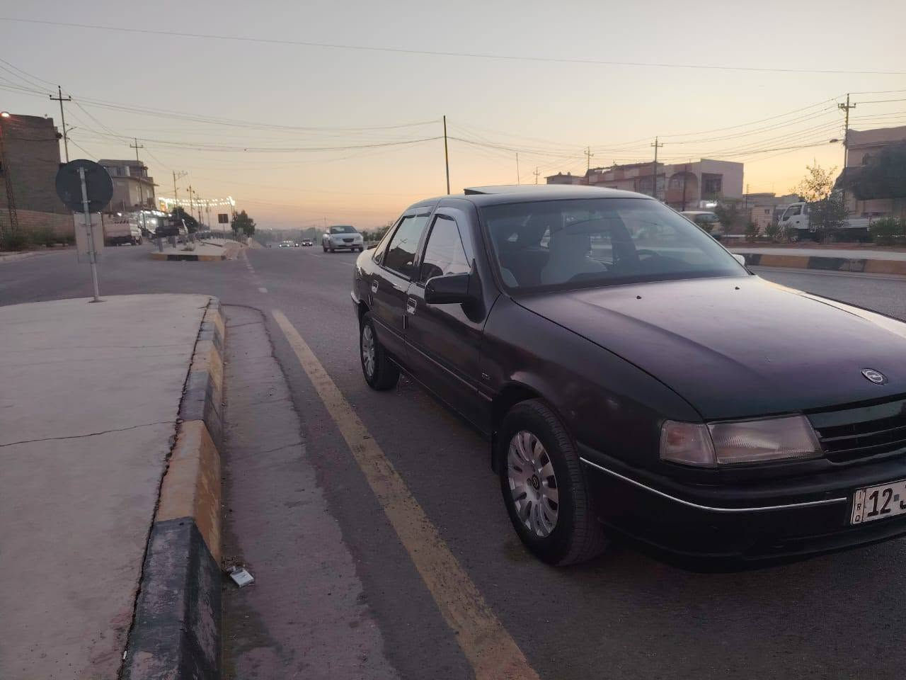 فكتره حجم 16 موديل 1991
رقم نينوى جديد
سنويه 2030
شرط الوكاله والتحويل (من الشرعي) 
كابون ماستر 
جامات كهرب 
قفل مركزي 
بريك اربعه دسك
صبغ جماليه فقط بدون ضرر شرط
محرك وكير شرط
#السعر_40_وبيها_مجال
***********
***********
