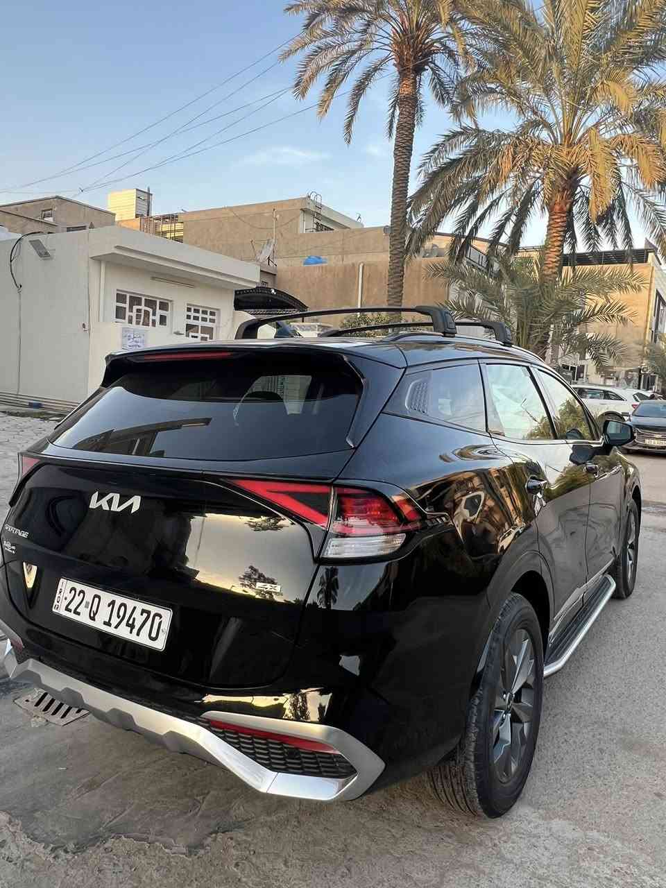 سلام وعليكم ورمضان كريم ❤️ 

للبيع / كيا سبورتج 2023 فول 1/1 📌 
رقم اربيل الدولي الجديد 
حادثها جاملغ السايق وربع من البنيد 
مكينه 2500 GDI 
سقف بانوراما 
ماشيه 81 الف مايل 
لون اسود ملكي  
شاشه كبيره مزدوجه 
تشغيل عن بعد 
رادار امامي 
رادار خلفي 
نقط عمياء 
تدفئة بالستيرن 
اشاير بالمري 
كشنات جلد 
كشنات كهربائي 
خزن ميموري كشن سايق 
 بصمة ابواب 
نظام ترحيب الابواب 
قيادة ذاتيه 
صندوك كهربائي 
لايتات لد 
بكلايت لد 
هيترات بالكشن 
قطعتين تبريد 
تبريد بيانو 
فور ويل 4X4 
ايقاف ذاتي اوتو استوب 
اوتو هولد 
نظام منحدرات 
شحن وايرليس 
كشافات 
سستم صوت شركة هارمن 

السعر 197$ 🔥🔥🔥 وبي مجال


**إذا كنت صاحب هذا الإعلان وتريد حذفه لأي سبب، رجاءا أرسل رسالة إلى الدعم الفني**