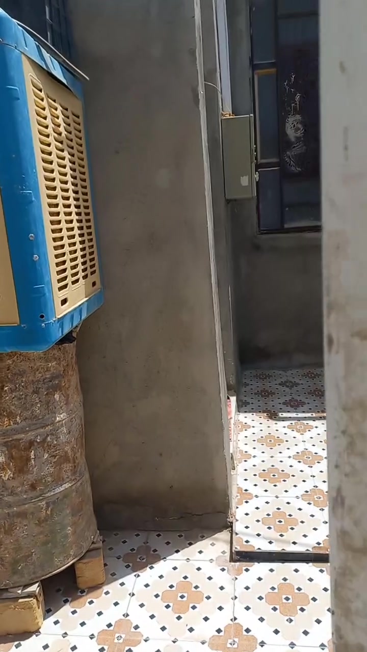 سلام عليكم بيت ١٥٠ متر زراعي للبيع بيت بنيان جديد صارله سنه ونص بيت مبني منه مقدمه غرفه مستقبلنا ديوانيه ومطبخ كله سيراميك وصحيات هم سيراميك البنيان الخلفي رابط كونكريت مبني نص الصاله طابوق بيه منور وحمام وغرفه موقع البيت مقابيل مضيف شيخ فرطوس بصوب  ثاني سعر خاص***********
*********** 
سلام عليكم بيت ١٥٠ متر زراعي للبيع بيت بنيان جديد صارله سنه ونص بيت مبني منه مقدمه غرفه مستقبلنا ديوانيه ومطبخ كله سيراميك وصحيات هم سيراميك البنيان الخلفي رابط كونكريت مبني نص الصاله طابوق بيه منور وحمام وغرفه موقع البيت مقابيل مضيف شيخ فرطوس بصوب  ثاني سعر خاص***********

