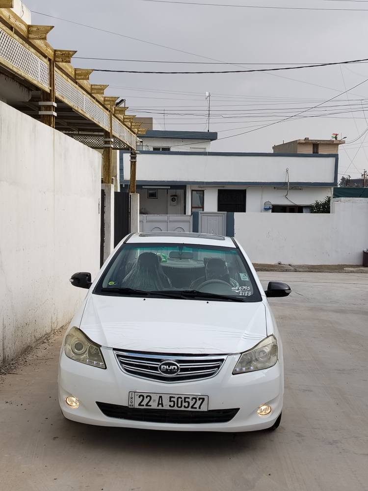 BYD G3 بي وايدي
موديل ٢٠١٤ 
رقم أربيل
سنويي جديد
بي بطاقة بنزين
جاملغ  امامي بةس صبغ
كير محرك بشرط
موصفات فول فول
سعر 67 بي مجال
رقم موبايل
*********** كركوك, العراق
