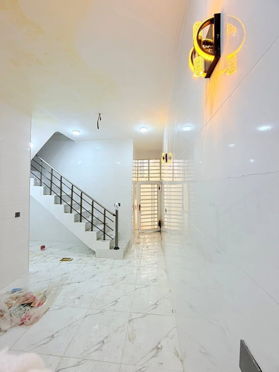 سلام 🙋‍♂️ 

#دار_مساحه_٧٥ _م

طابو زراعي سند ٢٥ صرف

النجف #ملحق ميسان خلف سكله الكرعاوي 
السعر ٢٧ مع المجال 
بناء ممتاز 
بناء ممتاز 

درجه اولى ) 
 ***********
