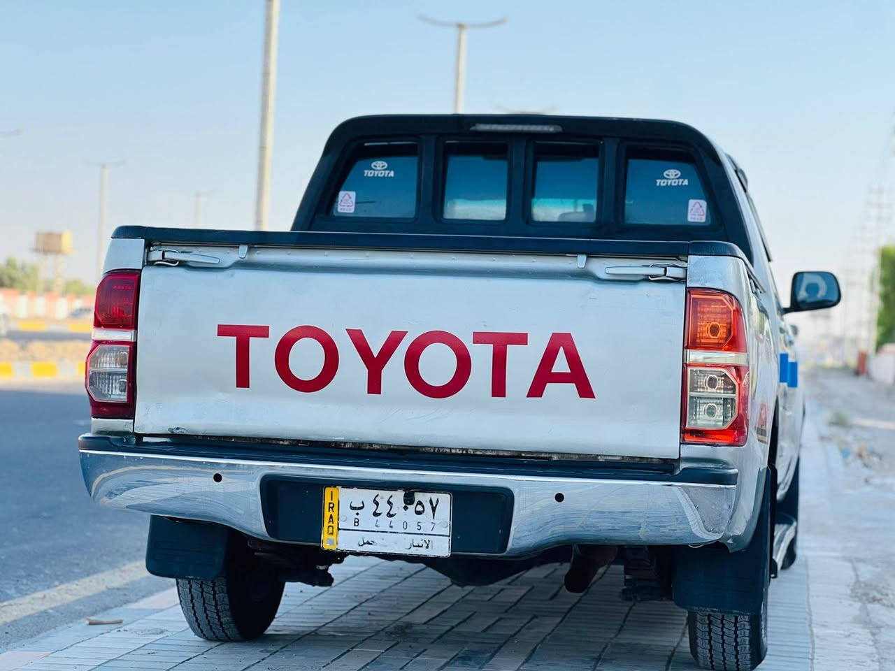 سسلام عليكم تيوته هايلكس موديل 9 شاصي 19 كير عادي ستفسار ع هاذ رقم ***********
