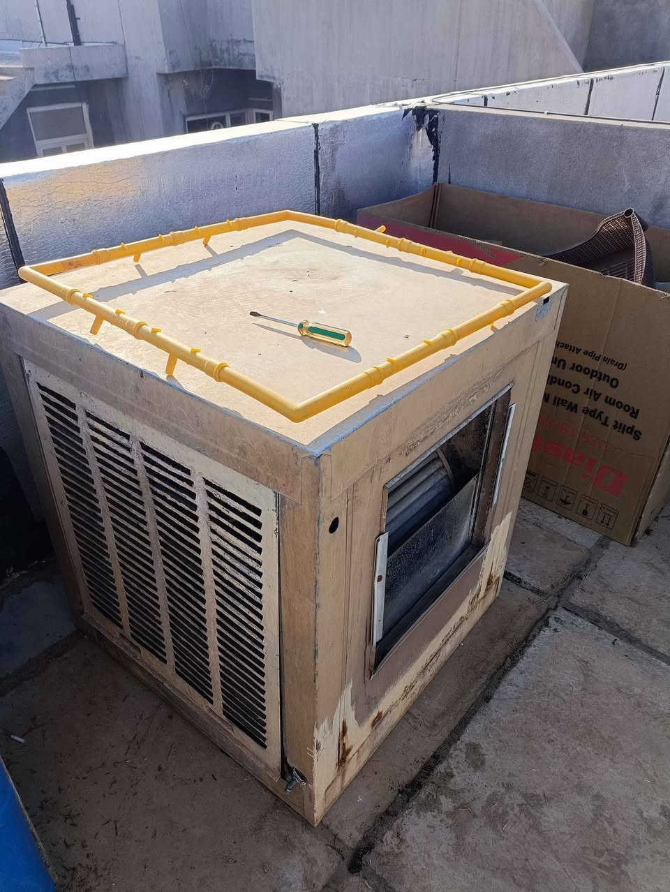 مبرده عدد 2 للبيع سعر الوحده 50 الف مو شراي لتخابر  جاهزه من كلشي نقص فقط ماطور حلفات جديد واتر بم جديد اي خلل وعيب ما بيها الشراي يتصل . *********** العنوان كركوك شوراو كركوك, العراق
