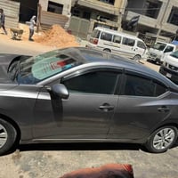 للبيع نيسان سنترة موديل 2024 السيارة فول ماعدة الفتحة حادثه موجود بل ص...