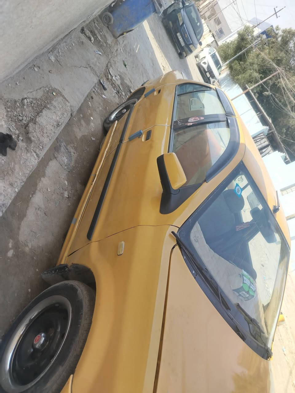 السلام عليكم سمند 2011 كير   ومكينة كورلا خير من الله سيارة كدامك مو شراي لا اتعبني نقص بس الكمبريسر السعر 36 العنوان بغداد تقاطع درويش المعالف الرقم ***********
