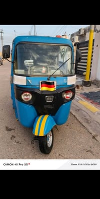 تكتك للبيع موديل 21 مرقمه وسنويه كامله  اتصال عالرقم /07813013989