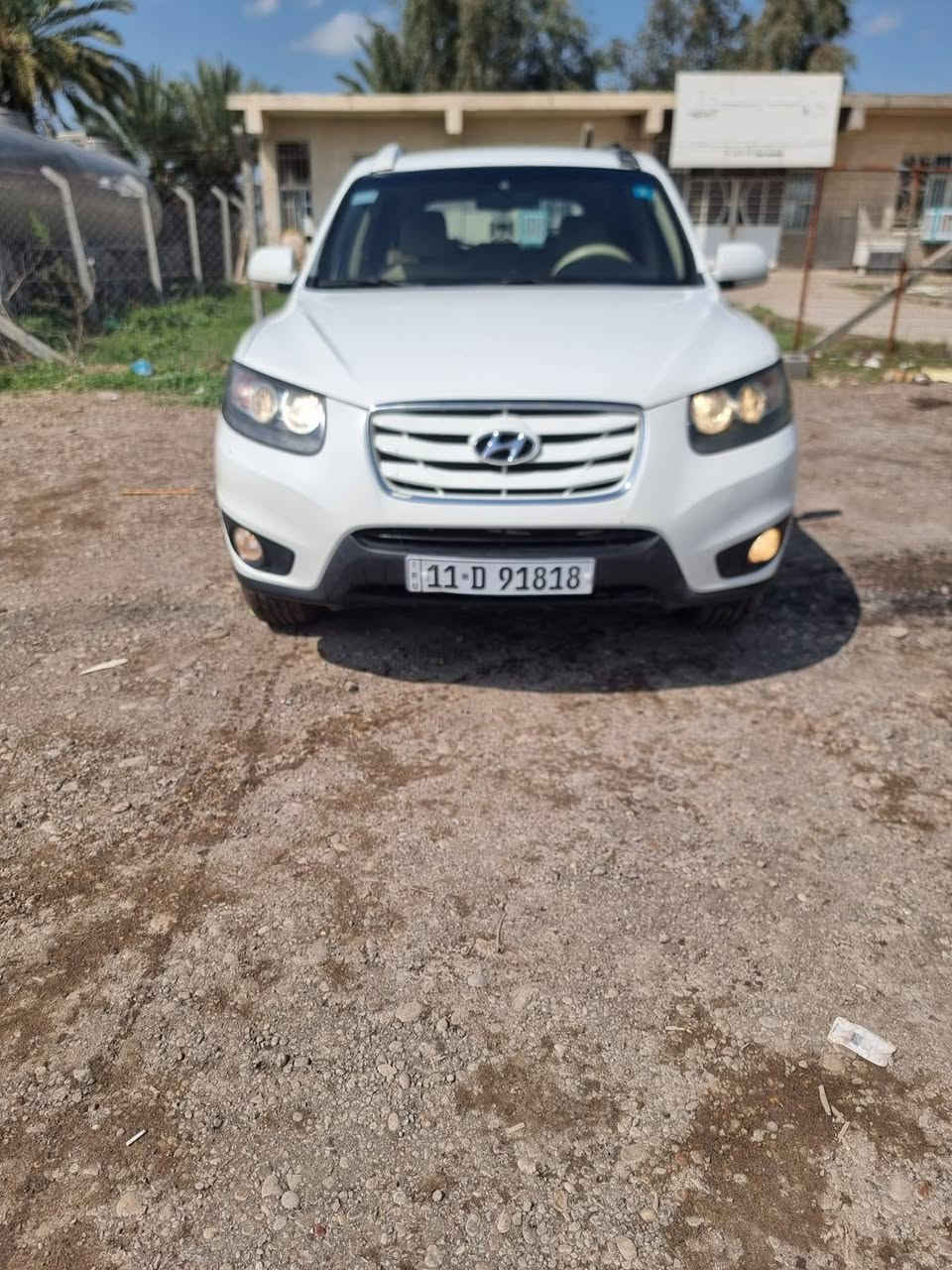 السلام عليكم
سنتافيه 2012 خليجي بسمي تحويل ثاني يوم هزه جديده رقم بغداد 
مكينه 3500 دوش 6 سلندر 7 راكب 3 قطع تبريد
سياره بيهه ثلاث مكانان صبغ فقط عندي سونار بيهه #سعرهه ١١٤ صدر تخم تاير تبريد كله جديد مكاني بغداد
***********
