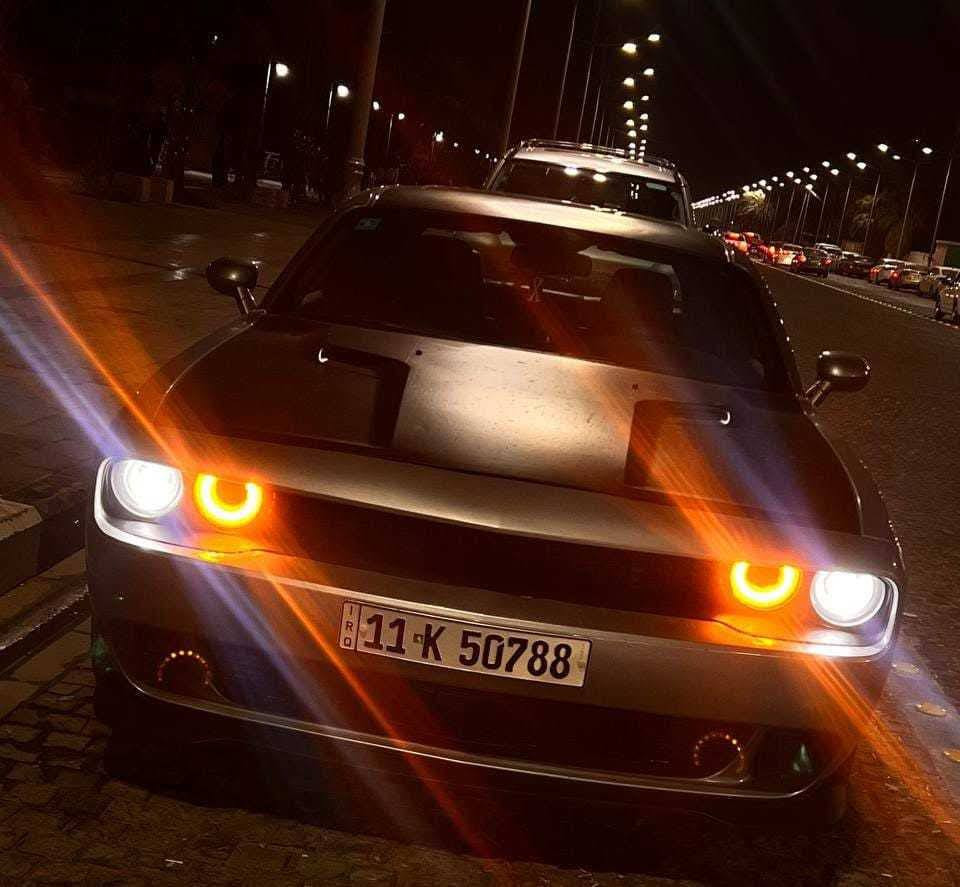 جالنجر 2011
فول كلش الاخير رقم بغداد انكليزي باسمي 
مكينه 3600 
ضرر من امريكا بس دعامية
وهنا بيها بادر السياره وبيها صبغ بلجاملق 
مراوس باحدث أو جارجر اوباما جيب اذا اكو 
مكاني البصره 
***********
