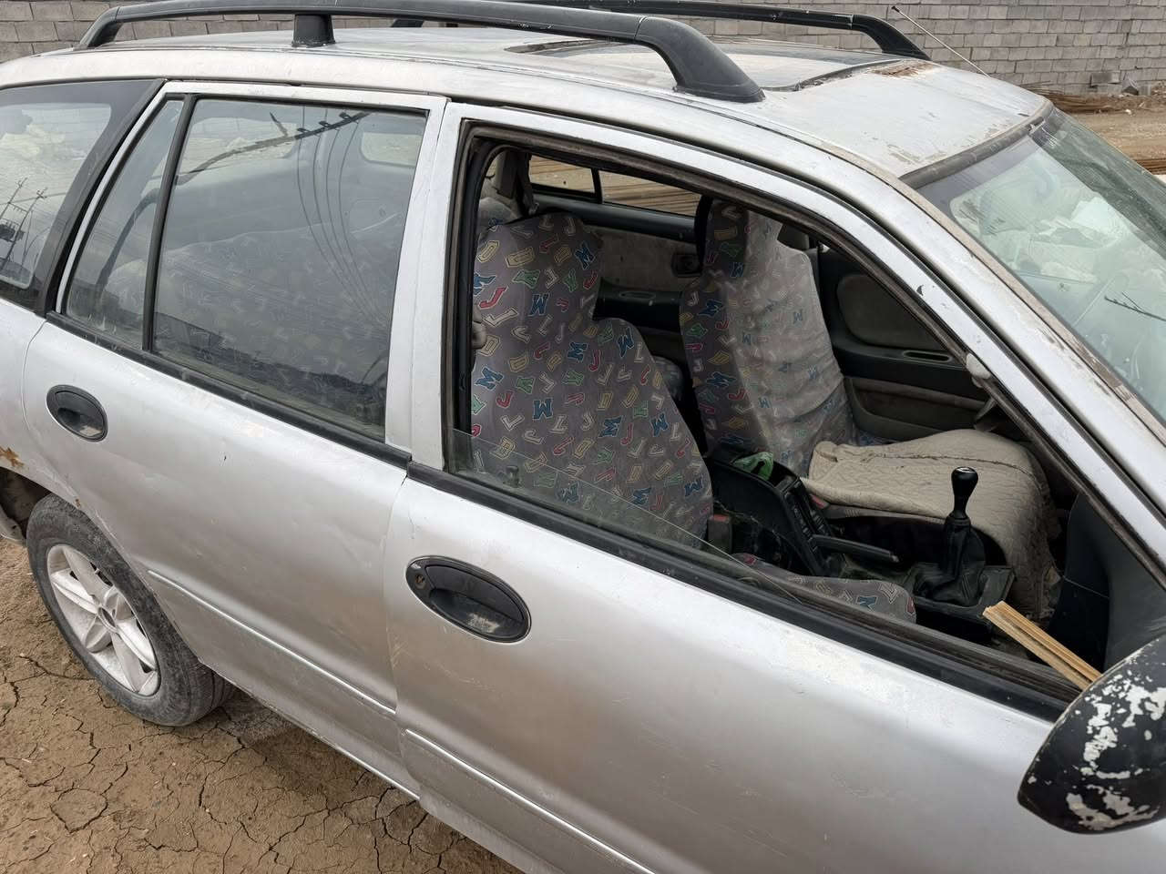 ميسيبوشي للبيع السعر ١٠ أوراق طرف ثالث كير مكينه مكفولات تايرات تعبانه كابريتر تعبان صدر نص عمر السياره فقط وكاله تصير بيها *********** مكان
