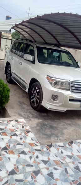 بسم الله الرحمن الرحيم.... لاندكروز جكساره مكفوله كفاله عامه السياره مالت جناي فول مواصفات تشغيل عن بعد كشن كهربائي حداديه جديده كلشش السياره مصروف عليه الاتصال واتساب ***********..... ***********...... رقم اربيل السعر 390وبيه مجال
