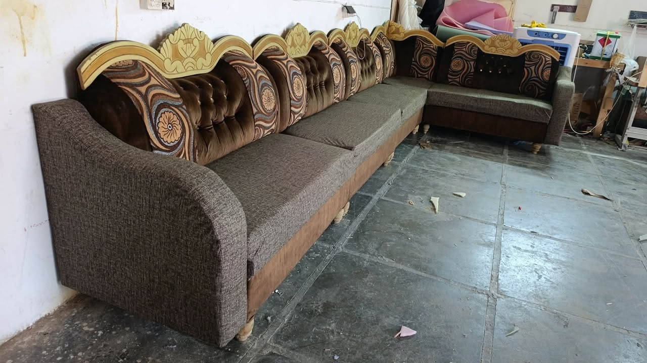 ديوان نجارة بلوك أسود ثكيل نضيف كلش ١٠ نفرات السعر٢٧٥  ،  عنوان حلة نادر ٣ مقابيل المركز الصحي معرض احمد العنزي لاثاث المنزلي واتساب ***********

