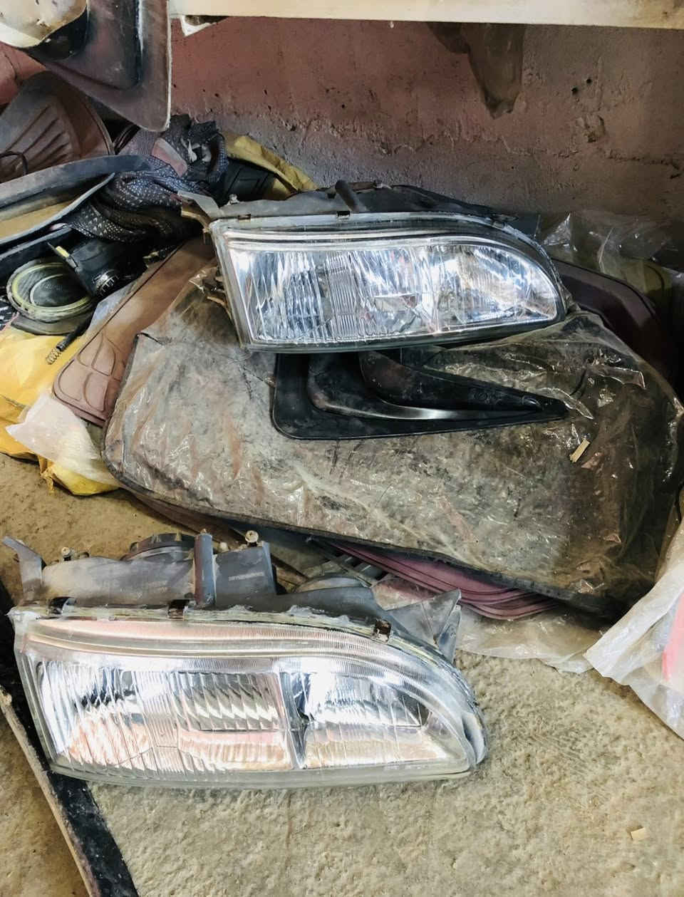 يالله سلام عليكم ورحمه الله بركاته
طبعا سوناتا تو وكيا سيفيا وبرنس وهونده النتره  

متوفر جلي لايت حراري فقط  

شد زينون ايظا  

تبديل كلوبات 

ملاحظه  جام لايت سوناتا تو. موجود 

عنوان ديالى / قضاء المقداديه 

للاتصال ***********

كماليات احمد الزبيدي
