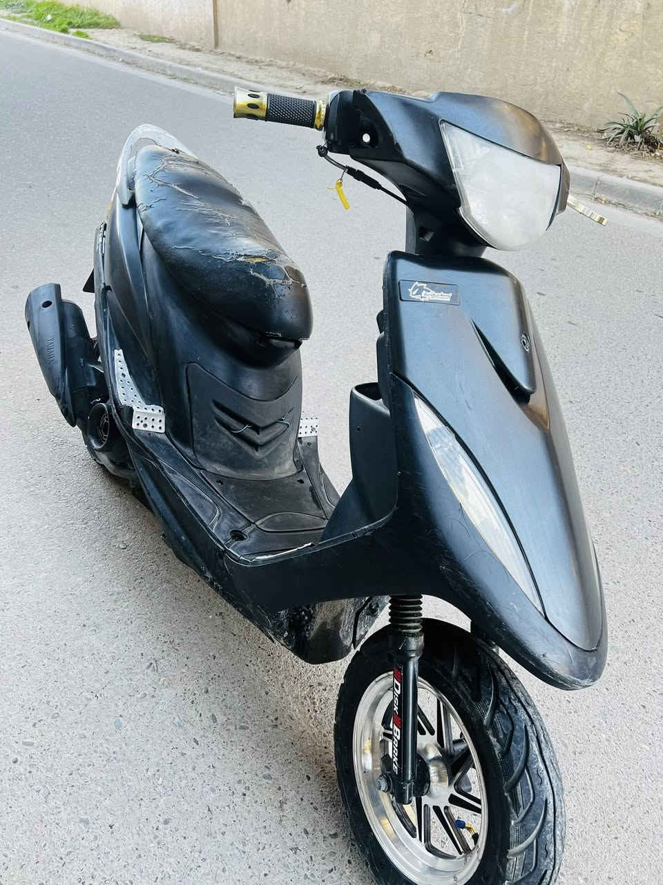 عندي ماكس عدله نضيفه مكينه بلاديه كامله كله شغال كهربائياتهه شغاله صالنصه بلاديه ويلكب اوراق كامله المكان الغزاليه السعر 400 الشراي يخابر وهذه رقمي ***********
