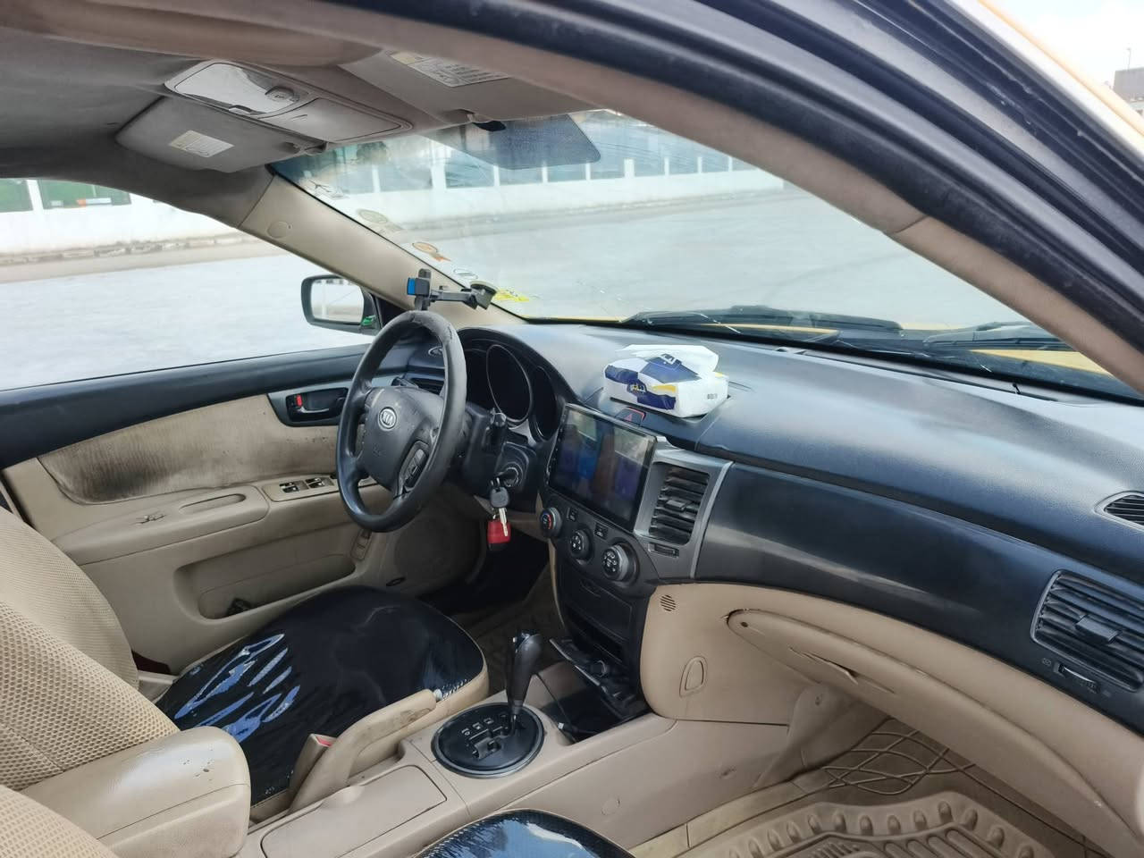 السلام عليكم اوبتيماا 2009 خليجي مكينه 2000 دوش اكفلك عيب شرعي  منضومة غاز ومنضومة زنون سياره بأسمي تحويل ثاني يوم مكان السياره ناصريه مركز السعر 93 وبيهاا للمجال للشراي ورجاءآ الي بس يعامل لٱ يتصل ***********
