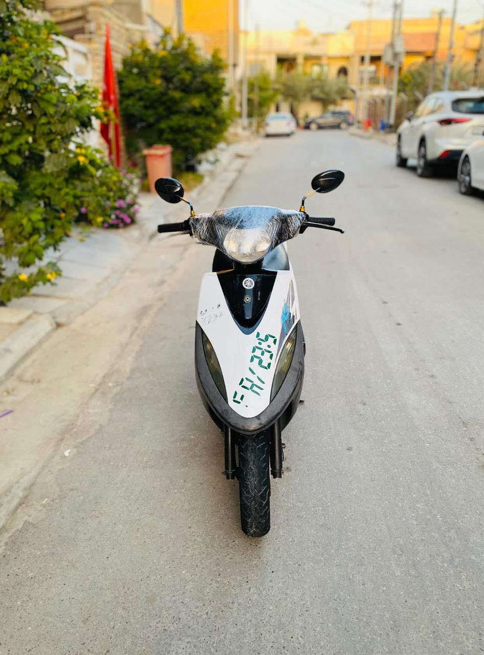 السلام عليكم 
ماكس عدله دراجه نضيفه ومابيها نقص
لايت امامي خلفي سلف اشاير كلها شغاله 
دراجه نكره شلعه ومشي 50 بلاد 
اينقص مابيها 
مكاني ناصريه مركز 
رقمي ‭(‭٠٧٨٢ ٧٧٤ ١٨٢٥‬)
