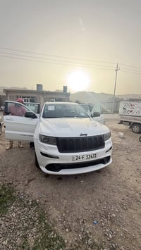 بسم الله مشاء الله جيب 2013 SRT  فول موصفات  خليجي  كلين خاليه من الضر...