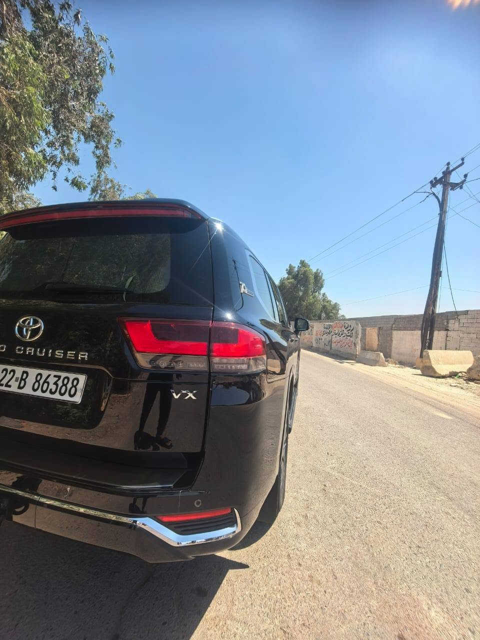 لاندكروز موديل 2022  وكالة ساز VX
فول مواصفات   رقم أربيل بأسمي شرط التحويل مكفولة من الصبغ والحادث والتبديل  موضح بالسونر..... 
السيارة مغلفة PPF معروفة مواصفاتها فول مواصفات للأخير... للاستفسار ***********
