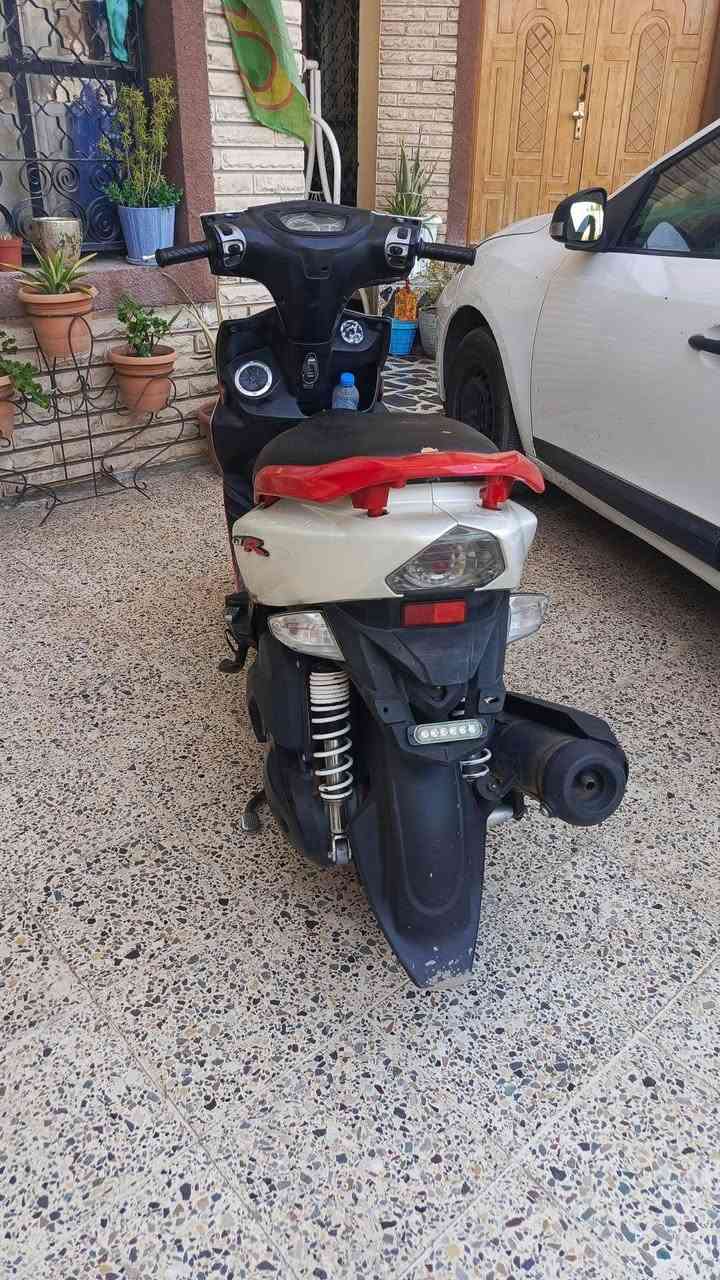 سلام عليكم 
دراجة GTR نوزل ما بيها نقص كلشي شغال كهربائيات شغاله محرك مكفول برغي ما مفتوح بي دبلات شغاله تايرات نضيفات بس كفرات ما مختمة 
السعر : 850 وبيها مجال
العنوان : البلديات


**إذا كنت صاحب هذا الإعلان وتريد حذفه لأي سبب، رجاءا أرسل رسالة إلى الدعم الفني**