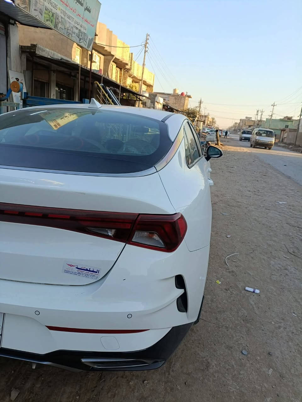 عليكم K5موديل ٢١ كفاله عامه من كلشي رقم بابل مواصفات شاشه جبيره حساس امامي خلفي داخل جلد مشمشي ماشيه ٥٤الف سياره جديده كارتون مكان السياره بابل القاسم ***********اخوان اني مكلف بل نشر السعر يم صاحب السياره خليت رقمه
